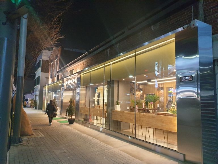  브레드 카페
