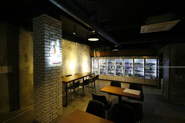 세계맥주전문점 인테리어